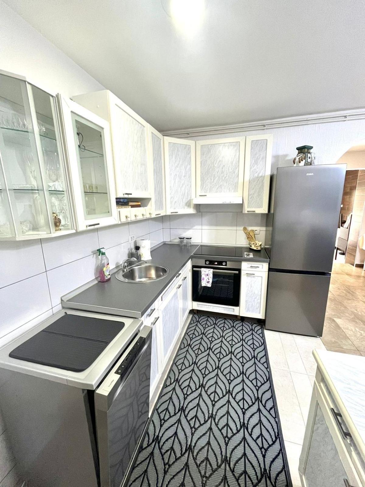 Apartments Harmonija Будва Екстер'єр фото